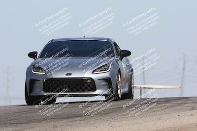 media/Sep-14-2024-Speed Ventures (Sat) [[a2bf28f496]]/Yellow Group/Session 2 (Grapevine)/